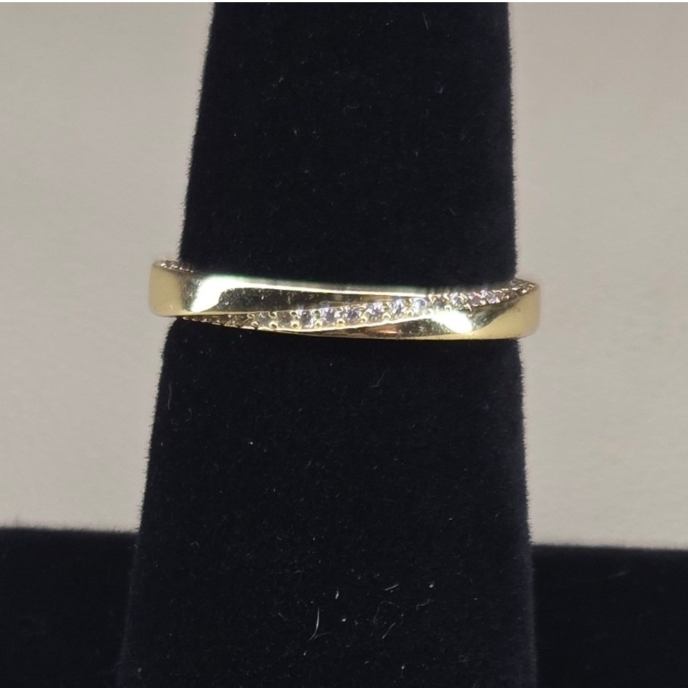 Gold Tone Pave Crystal Band Ring Minimalist Stackable Size 7.5 AS IS0399